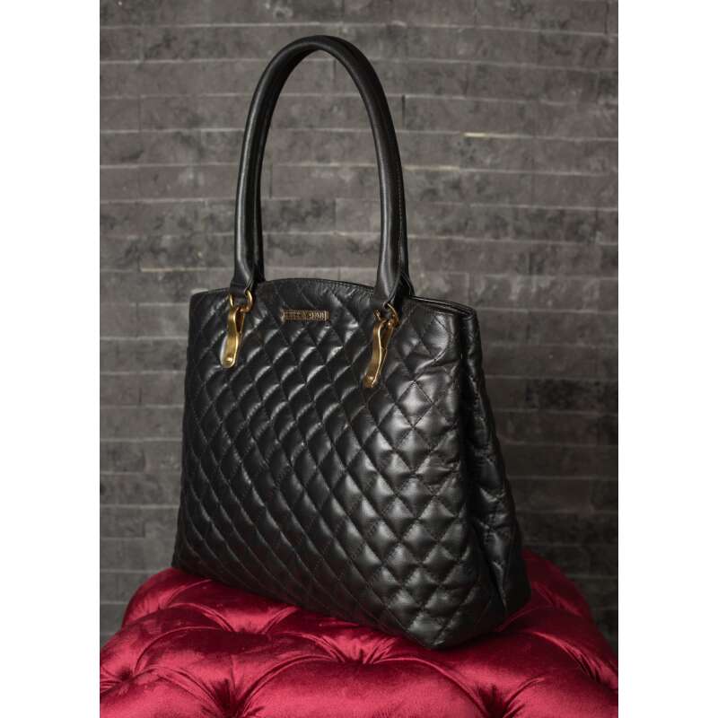 Black Capitone Bag
