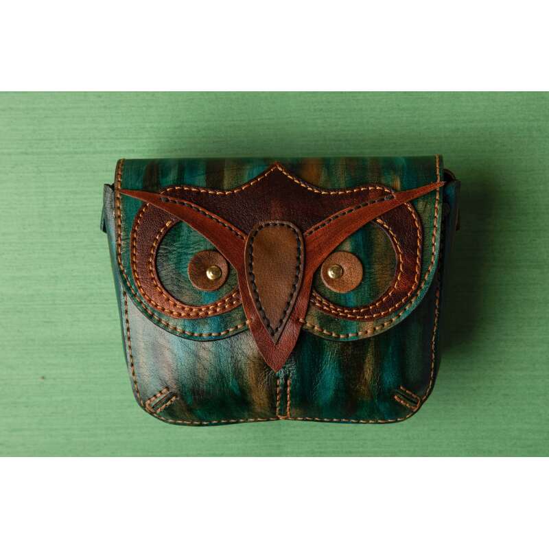 Owl on Green Crossbody Bag